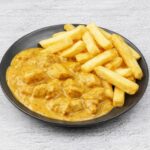 CHICKEN KORMA AND CHIPS